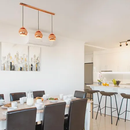 Vista Rey - 6 Bedroom - Heated Pool - Amazing Views - Pool Table - Vista Lobos - * Playa Blanca (Lanzarote)